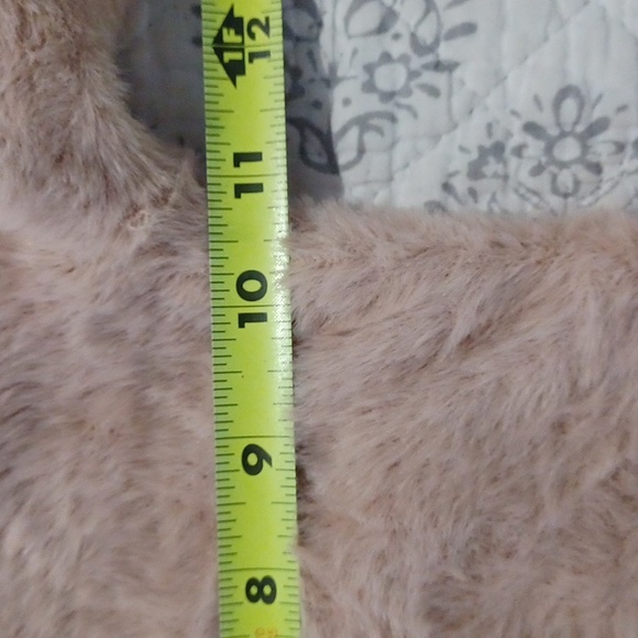 Like new FL&L faux mohair long sleeved sweater. - Picture 7 of 9